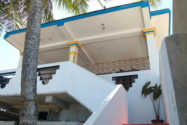 Githmini Beach House And Toures Hikkaduwa Buitenkant foto